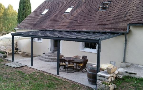 Pergola grise - 8,50m x 3,20m - 27m²